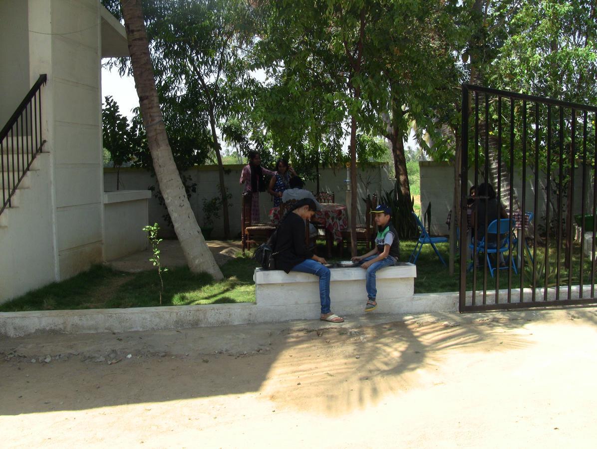 Holiyday In Vgf Farm House Danishpet Exterior photo